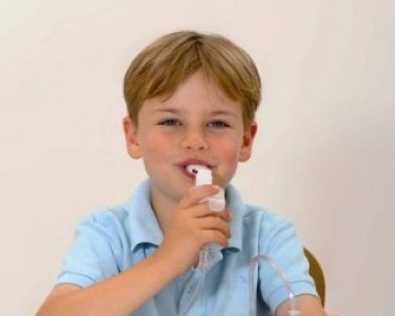 Dùng máy xông mũi họng cho trẻ bạn cần lưu ý những gì